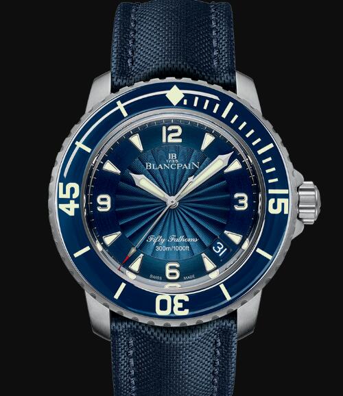 Blancpain Fifty Fathoms Watch Review Fifty Fathoms Automatique Replica Watch 5015D 1140 52B